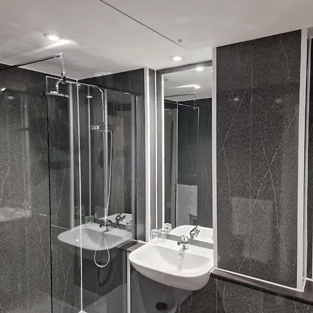 Britannia New Street Station Hotel