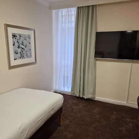 Britannia New Street Station Hotel